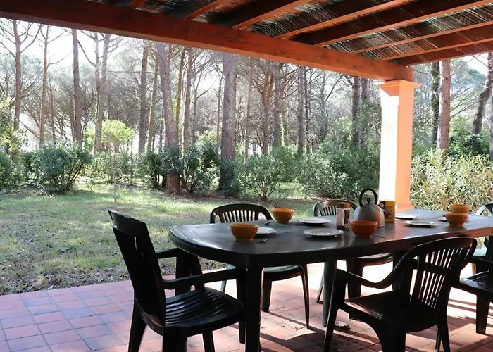 Villa De Charme En Pinede, 4 Chambres Climatisees, Acces Direct Plage - Fr-1-100-209